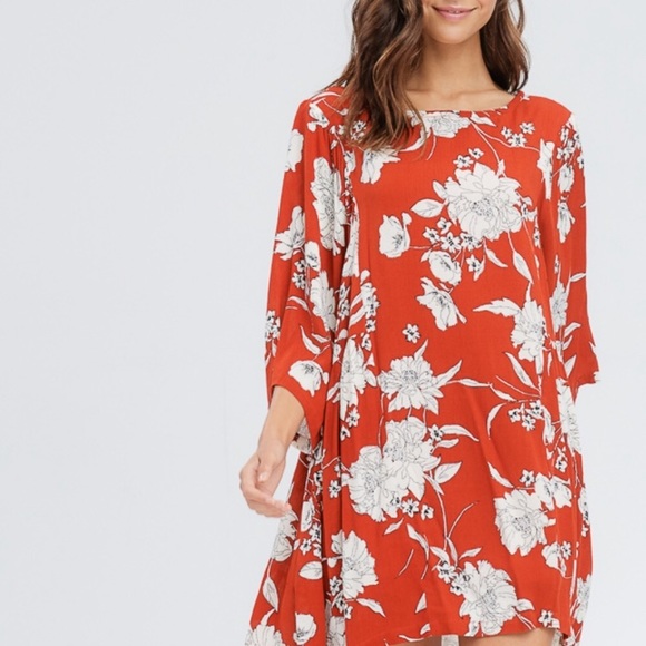 Crescent Camilla Floral Dress NWT - Picture 3 of 5